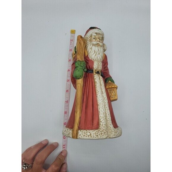 Vintage Santa 10" Musical Figurine Music Box North Pole Country Christmas - Picture 6 of 7